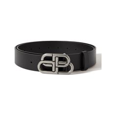 Balenciaga understands the power of finishing details. This belt has been crafted in Italy from supple leather and centred by a buckle in the shape of its interlocking 'BB' logo. The relatively narrow shape means it'll fit through the loops of most tailoring and jeans. Luxury Black Belt With Rectangular Buckle, Designer Calf Leather Belt Buckle, Designer Calf Leather Belt Buckles, Designer Black Belt With Buckle, Designer Black Belt With Buckle Closure, Designer Black Belts With Buckle Closure, Designer Rectangular Buckle Belt For Business, Designer Rectangular Belt Buckle For Business, Elegant Black Rectangular Belt Buckle