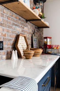 the kitchen counter is clean and ready for us to use