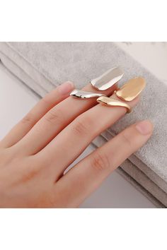 6Pcs Women Finger Nail Ring Retro Alloy Fingernail Rings Finger Tip Rings Fingernail Protective Nail Cap Cover Ring Nail Art Charm for Halloween Cosplay (Silver) Rings With Crystals, Croquette Nails, Temple Festival, Engagement Ring Modern, Kufi Hat, Lines Texture, Punk Chic, Finger Band