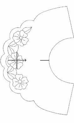 the top view of a flowered tablecloth with an arrow pointing to the center