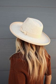 This gorg oatmeal hat goes with everything and is extremely elevated! It's such a good high quality material and has an adjustable string inside to fit everyone! A closet staple if you ask me! Heather beige and nude Adjustable inside string Fedora hat style Bow detail Lifted edge of brim True to size One size Beige Fedora Hat For Fall, Beige Flat Brim Felt Hat For Winter, Winter Beige Flat Brim Fedora, Beige Flat Brim Hat For Fall, Winter Beige Flat Brim Hat Band, Fall Beige Flat Brim Hat, Beige Curved Brim Felt Hat For Fall, Beige Boater Hat With Flat Brim For Fall, Beige Flat Brim Boater Hat For Fall