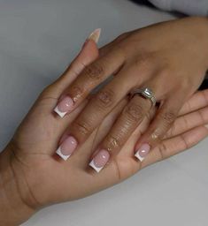 Nails 2024 Square, Neutral French Tip Nails, Freedom Nails, Uni Nails, Lay Lay, Birthday Plans, Acrylic Toe Nails, Subtle Nails, Basic Nails