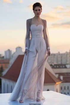 Wedding Pantsuit, Look Fashion, Evening Wear, Classy Outfits, Evening Gowns, Beautiful Dresses, High Fashion, Evening Dresses