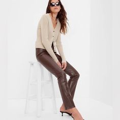 7 For All Mankind Vegan Leather Easy Slim Pant. Color Cognac Brown. Rocker-Chic Looks Start With This Sleek Slim Fit Pant. Crafted In Vegan Faux Leather With A High-Rise, Five-Pocket Construction, And A Tapered Silhouette. Versatile Styling Options Include Tees, Wispy Blouses, Or Chic Knits. Size Xs. New With Tags. Offers Welcome! Measurements Front Rise: 9” Inseam: 29” Waist Flat: 14” Hoc Autumn, Faux Leather Outfits, Faux Leather Jeans, Brown Leather Pants, Winter Preppy, Style Essence, Slim Straight Pants, Leather Pant, Denim Chic