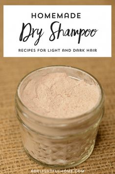 Make 40 Herbal Gifts in 45 minutes - No Fuss Natural Shampoo Diy Recipe, Diy Hair Shampoo, Dry Shampoo Recipe, Dry Shampoo Dark Hair, Diy Shampoo Recipe, Homemade Dry Shampoo, Shampoo Diy, Shampoo Alternative, Diy Bath Salts