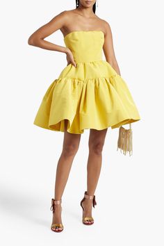 Find OSCAR DE LA RENTA Strapless Tiered Silktaffeta Mini Dress on Editorialist. Strapless dress silk-taffeta tiered concealed zip fastening along back fully lined internal boning mid-weight, non-stretchy fabric dry clean