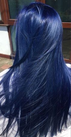 Royal Blue Hair, Midnight Blue Hair, Dyed Hair Blue, Dark Blue Hair, Hair Color Streaks, Hair Streaks, Dyed Hair Inspiration, Hair Dye Ideas, Pretty Hair Color