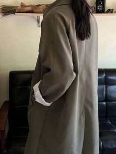 Tavimart Elegant Women Trench Long Sleeve Korean Fashion Vintage Jackets Loose Casual Lapel Solid Versatile New Autumn Winter Coats Size, M, Bust: 130cm, Sleeve: 69cm, Length: 93cm Size, L, Bust: 134cm, Sleeve: 70cm, Length: 94cm Attention : ( 1 inch=2.54 cm, 1 cm=0.39 inch ) Please strictly follow the size chart to select the size. Do not select directly according to your habits. This clothing size information is just for reference only, and may have 2-3cm differences due to manual measurement. Womens Windbreaker, White Dress Party, Green Coat, Prom Outfits, Spring Tops, Vintage Jacket, Green Jacket, White Maxi Dresses, Sleeves Pattern