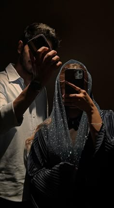 40k Followers, Muslim Couple Photography, Classy Couple, Cute Muslim Couples, Couple Picture Poses, Cute Couple Poses, Muslimah Aesthetic, Classy Photography, Cute Couple Selfies