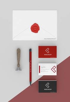 Minimalist mock-up stationery arrangement Free Psd