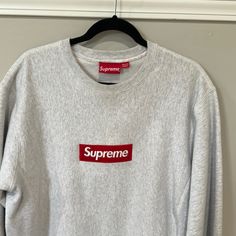 Original Supreme Brand Gray Color Long Sleeve 100% Cotton T Shirt Brand New Wear Only One Time Long Sleeve Cotton T-shirt With Logo, Logo Crew Neck Top For Fall, Long Sleeve Cotton Top With Logo, Cotton Long Sleeve Tops With Logo, Sporty Long Sleeve Tops With Logo, Gray Crew Neck Top With Logo Print, Classic Crew Neck Top With Logo Print, Classic Crew Neck Tops With Letter Print, Classic Long Sleeve Tops With Logo