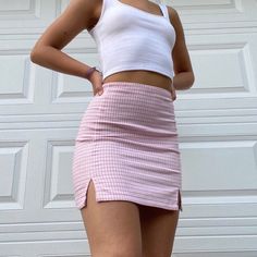 Pink Cara Skirt In Small Check Print Zipper Closure At Back Brand New Condition Casual Pencil Skirt Skort For Day Out, Casual Pencil Skort For Day Out, White Fitted Pleated Skirt, White Mini Skort Casual Style, Casual Mini Skirt In Pink, Casual Pencil Mini Skirt For Day Out, Spring Mini Lined Skirt, Casual Mini Lined Skirt, White Mini Bottoms For Spring