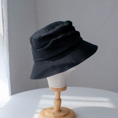 Cute bucket hat! Perfect for daily wear! It is nicely crafted with premium quality of cotton and linen!An ideal gift for her!Specifications-Material: 100% linen-Adult size: M:size is about 56- 58 cmL: size is about 58-60 cmCustom: Please DM for any custom order. Cute Bucket Hat, Leather Beret, Knit Beret, Hat Beret, Personalized Hats, News Boy Hat, Cloche Hat, Hat For Women, Beach Hat