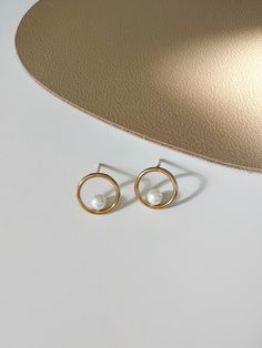 ✿ Sold as a pair ✿ Material: High-Quality Akoya Freshwater Pearls ✿ Finish: 14K Gold Filled Finding ✿ Size: Approx. 3/8 inch ✿Tarnish resistant, hypoallergenic, safe for sensitive skin ✿ P L E A S E N O T E: All of our freshwater pearls are ALL-NATURAL AND UNIQUE, therefore each shape is slightly different and won't exactly like in the picture. Meanwhile, there may be measurement differences caused by our handmade process. We will try our best to consistent as possible to give you the best quali 14k Gold Round Pearl Earrings, Tarnish Resistant Round Pearl Earrings For Wedding, Round Tarnish Resistant Pearl Earrings For Wedding, Round Tarnish-resistant Pearl Earrings For Weddings, Tarnish Resistant Gold Plated Round Pearl Earrings, Minimalist Yellow Gold Pearl Earrings, Dainty Nickel-free Round Pearl Earrings, Rose Gold Plated Round Pearl Earrings, Nickel-free Yellow Gold Round Pearl Earrings