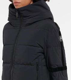 Wear Fusalp's versatile Barsy jacket on the slopes and beyond. It's made from matt technical fabric and features practical zipped pockets with a high neck and a hood for extra protection..Care instructions: machine wash at 30 degrees.Closure: zipped front.Filling: 80% down, 20% feathers.Lining: 100% polyamide, fully lined.Material: 17% elastane, 72% polyamide, 11% polyurethane.Material II: 9% elastane, 84% polyester, 7% polyurethane.Pockets: internal pocket, zipped pockets.contains non-textile p Black Ski Jacket, Winter 2023, Color Name, Ski Jacket, Shoes Online, Made In China, Outdoor Sports, Skiing, Color Design