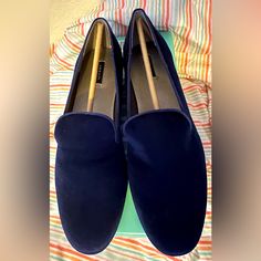 Nwt Array Slip Ons 10w In Navy Blue Velvet With 1”Heel Blue Slip-on Loafers For Fall, Blue Classic Flats For Work, Classic Blue Flats For Work, Classic Blue Flats For Workwear, Blue Closed Toe Loafers For Work, Blue Closed Toe Loafers For Workwear, Blue Classic Closed Toe Flats, Classic Blue Closed Toe Flats, Blue Round Toe Slip-ons For Work