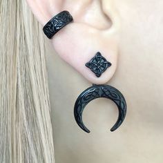 These Celtic Moon ear jacket earrings are made from stainless steel and feature intricate Celtic moon and knot design. The earrings are perfect for completing your look with a unique and timeless touch. Sold as pair Material : 316 Stainless steel Gauge: 0.7mm/23G regular piercing Size: 35mm long(edge to edge) Stud:11mm long Closure: Push pack Ships in a gift box Listing for earrings only, cuff is not included Cheap Black Witchy Jewelry, Affordable Black Witchy Jewelry, Cheap Whimsical Black Jewelry, Witch Accessories Modern, Wiccan Jewelry Goth, Witchy Jewelry Nightrider Jewelry, Earrings Celtic, Viking Earrings, Celtic Moon