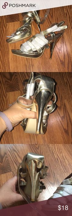 Alisha Hill NWOT❗️Gold Strappy Sandal Heels Never worn and have packaging still on it! Appx 4.5 inches high. Alisha Hill Shoes Heels Hill Shoes, Gold Strappy Sandals, Sandal Heels, Strappy Sandals Heels, Strappy Sandals, Sandals Heels, Shoes Heels, Size 7, Packaging