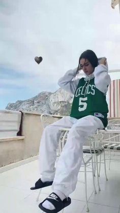 Hypebeast Outfit Girl, Celtics Outfit, Hypebeast Outfit, Drippy Fits, Teen Swag Outfits, Swag Girl Style, Tomboy Outfits, Tomboy Style Outfits, Swaggy Outfits