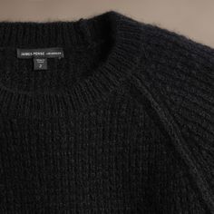 Our Lightweight Textured Cashmere Waffle Knit Raglan Crew is made in a luxe and lightweight 100% cashmere. Style details include ribbed cuffs and cuffs and hem, neck trim, exposed linking at raglan seams. Classic fit.Additional Information:• 100% Cashmere • Dry clean only• Size 2 Length: 26"