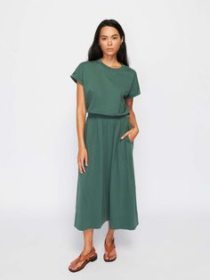 Garcelle Dress Casual Solid Midi Dress With Gathered Waist, Casual Cotton Midi Dress With Pleated Waist, Casual Midi Dress With Relaxed Skirt, Casual Solid Color Midi Dress With Pleated Waist, Casual Crew Neck Midi Dress, Casual Midi Dress With Pleated Waist, Casual Midi Dress With Elastic Waistband For Daywear, Casual Relaxed Fit Midi Dress With Gathered Waist, Casual Midi Dress With Gathered Waist For Daywear