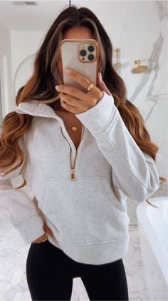 Womens Half Zip Pullover, Inexpensive Clothes, Pullover Outfit, Athleisure Outfits, Mode Inspo, Outfit Combinations, Half Zip Pullover, Athletic Outfits, Mom Outfits