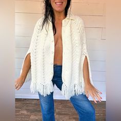 Questions? Leave a comment below! Chevron Crochet, Fringe Poncho, Crochet Fringe, Fringed Poncho, Jumpers And Cardigans, Peter Pan, Cardigans For Women, Labour Day, Sweater Outfits