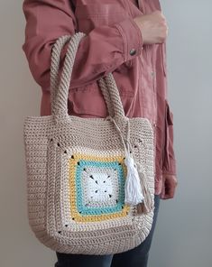 Handmade Beige Eco-friendly Crochet Bag, Handmade Beige Summer Shoulder Bag, Handmade Beige Shoulder Bag For Summer, Handmade Cream Crochet Bag For Summer, Beige Crochet Beach Bag For Daily Use, Beige Square Crochet Bag As A Gift, Handmade Beige Square Crochet Bag, Beige Square Crochet Bag As Gift, Beige Bohemian Crochet Bag For Daily Use