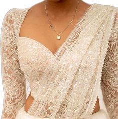 Stylish Saree Blouse Design, Latest Blouse Ideas, Sari Wedding Dress, Trending Blouse Design, Trending Blouse, Indian Blouse Designs, Saree Blouse Styles, Latest Blouse Designs Pattern