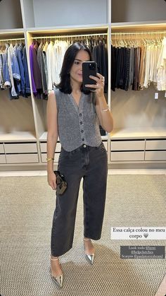 Grey Dress Outfit, Outfits Con Jeans, Look Office, Jean Straight, Fashionista Clothes, Fashion Mistakes, Business Outfits, Look Chic, Outfits Casuales