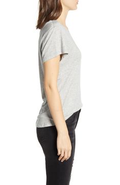 This lightweight, slim-fit crewneck T-shirt in classic heather grey is the casual staple every wardrobe needs. Style Name:Splendid Abbie Crewneck T-Shirt. Style Number: 5949783. Available in stores. Curved Hem Top, Wardrobe Needs, T Shirt Style, Workout Tops, Black Tee, Clothing Brand, Heather Grey, Shirt Style, Open Shoulder Tops