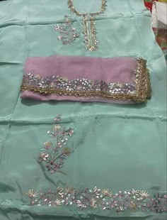 Mehndi Name, Velvet Pakistani Dress, Designer Suits For Wedding, Pakistani Bridal Lehenga, Culture Clothes, Guru Nanak Wallpaper, Indian Dresses For Women, Suit Punjabi, Punjabi Suits Designer Boutique