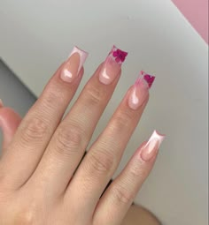 Pink Dried Flower Nails, Dried Flower Nails Acrylics, Resin Nails, Pink Tip Nails, Ombre Acrylic Nails, Swarovski Nails, Simple Acrylic Nails, Brighter Days, Short Square Acrylic Nails