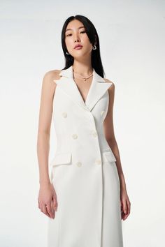 Chic V-neck Single Breasted Mini Dress, White Notch Lapel Fitted Dress, White Fitted Dress With Notch Lapel, Elegant White V-neck Blazer Dress, White Notch Lapel Dress, Chic Tailored Blazer Dress With Lapel Collar, White Notch Lapel Dress For Work, Chic Single-breasted Workwear Dress, White Single-breasted Formal Dress