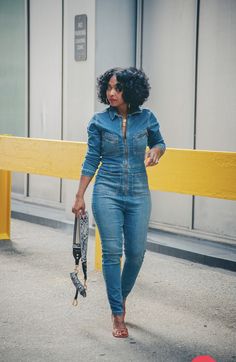 Denim Jumpsuit Outfit Fall, Hbcu Homecoming Outfits, Jumpsuit Outfit Fall, Celebrities In Denim, Homecoming Looks, Hbcu Homecoming, Denim Jumpsuit Outfit, Flexi Rod Set, Smart Casual Jeans