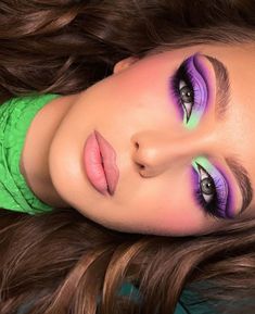 Eye makeup/makeup/eye shadow looks Eye Makeup 2023, Burlesque Makeup, Exotic Makeup, Makeup 2023, 2023 Makeup, Complete Makeup, Bold Eye Makeup