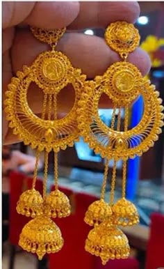 Spoil Myself, Gold Earrings Design, Golden Jewellery, Unique Gold Jewelry, Unique Gold Jewelry Designs, Gold Jewelry Designs, Gold Bridal Necklace, Gold Jewels Design, Gold Bangles For Women