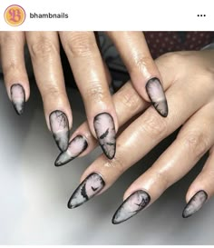 Gothic Short Nails, Smoky Nails, Scary Disney, Nails Design Simple, Halloween Nails Designs, Halloween Nails Design, Scream Nails, Nail Halloween, Nails Designs Ideas