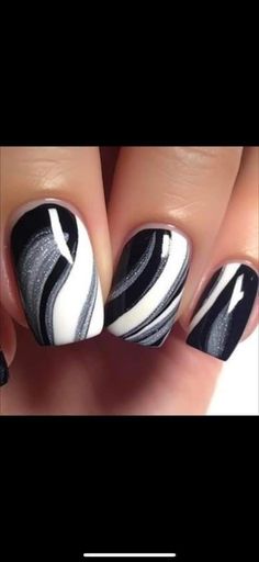 Black And White Nail, Jade Nails, Manicure Nail Designs, Fall Nail Art Designs, Stylish Nails Designs, Glitter Gel Nails, Simple Gel Nails, Fall Acrylic Nails