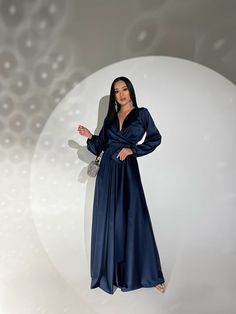 Fabric: Satin 60% polyester, 38% viscose, 2% elastane Longsleeve Maxi length V-neckline Wrap dress Belt included Dress length: 144 cm Sleeve length: 61 cm Color: white, black, beige, navy blue, emerald Size: S, M, L, XL Blue Emerald, Dress Belt, Maxi Dress Navy, Sleeve Maxi Dress, Long Sleeve Maxi, Navy Blue Dresses, Long Sleeve Maxi Dress, Belted Dress, Dress Length