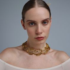 Choker Brass Hypoallergenic, nickel-free, and long-lasting in wear With an exquisite blend of fashion-forward design and timeless technique, our artisans have been meticulously crafting handmade brass jewelry since 1987. When you choose our pieces, you are investing in passion and skill that shines through in every detail. Elegant Bronze Metal Chain Necklace, Elegant Gold Hammered Chain Necklace, Elegant Handmade Matte Gold Jewelry, Elegant Hammered Choker Jewelry, Luxury Bronze Metal Jewelry, Elegant Brass Necklaces With Unique Variations, Elegant Brass Necklace With Unique Variations, Elegant Bronze Necklaces, Gold Fusion Style Jewelry For Party