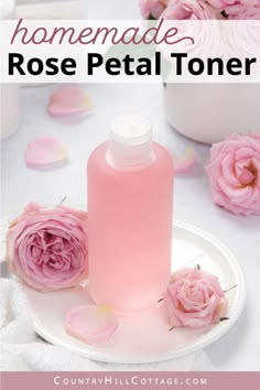 See how to make a simple soothing DIY rose water toner and learn the benefits for skin of rose toner. The easy homemade facial toner is made with natural ingredients, without witch hazel, apple cider vinegar (acv) or essential oils. The best fresh face toner is a great for natural skin care. The DIY face tonic is astringent and provides deep hydration. The toner is good for sensitive, dry, oily, combination, mature and normal skin. Inc tips for how to use and packaging. | CountryHillCottage.com Diy Rose Water Toner, Benefits Of Rose Water, Homemade Rose Water, Rose Water Diy, Diy Toner, Rose Toner, Rose Water Toner, How To Make Rose, Diy Rose