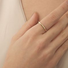 Material: Gold Carat: 14K (585) Solid Gold 14k Solid Gold Signet Bar Ring, Dainty Rectangle Ring, Dainty Modern Oval Ring, Signet Elegant Minimalist Designed,Personalization Jewellery Ring Details 14K Solid Gold Plated is not gold it is real solid gold Gold Color Options; - 14k Yellow Gold, - 14k White gold, - 14k Rose Gold, - All products are made to order in Turkey. - This product is sleek and stylish. It is produced carefully to make you and your loved ones happy. Prepared with love and exper Gold Bar Ring, Rectangle Ring, Jewellery Ring, Bar Ring, Jewellery Marketing, Packaging Gift, Oval Ring, Oval Rings, White Gold Band