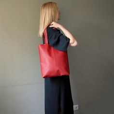 Height -  35 cm  ( 13,78 " ) Top width from seam to seam - 34 cm  ( 13,38 " ) Bottom width - 27 cm ( 10,63 " ) Depth -     6 cm  ( 2,36 " ) Handles - 51 cm  ( 20,07 " ) This red orange tote bag is made of light faux leather. Red tote bag has a cotton lining, 3 pockets inside for small items. Red orange tote bag is fastened with a magnetic button. Beautiful red tote bag for woman minimalist style. Shopper tote bag red for woman. Dark orange tote bag women's. Shoulder bag red brick color handmade rectangular shape. Vegan red handbag unique. Women's vegan orange bag rectangular for women. Rectangular bag city fashion fashion. Handmade red orange handbag in minimalist style. Red Square Satchel For Daily Use, Red Square Shoulder Bag For Daily Use, Red Rectangular Shoulder Bag For Errands, Red Square Shoulder Bag For Errands, Modern Red Rectangular Satchel, Large Red Casual Bag, Red Rectangular Shoulder Bag For Daily Use, Modern Red Shoulder Bag For On-the-go, Square Red Bag For Everyday Use