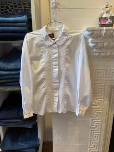 peter pan collar blouse Tagged Size: L Pit to Pit: 20" Length: 26" Arm: 22" Price: $27 SHIP TO CANADA & USA ONLY  ALL SALES FINAL  IG: @ judyjeanvintage  27 William St. Paris ON.  #vintage #cottagecore #poet #dresshirt #white Casual Tops With Peter Pan Lace Collar, Classic Top With Striped Collar For Daywear, Casual Fitted Blouse With Cute Collar, Fall Tops With Detachable Collar, Vintage Lace Collar Button-up Top, Classic Collared Blouse With Placket, Cotton Top With Detachable Collar, Button-up Tops With Embellished Collar For Work, Embellished Collar Button-up Tops For Work