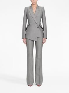 Alexander McQueen wool-mohair Bootcut Trousers - Farfetch Estilo Kardashian, Bootcut Trousers, Woman Suit, Woman Suit Fashion, Pant Suit, Business Suit, Blazer Black, Suit Fashion, Black Blazers