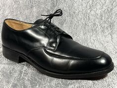 Sears VTP Vintage Cow Hide Leather Derby Oxford Shoes 9.5 3E Made In Canada 🇨🇦. Classic Low-top Leather Derby Shoes, Masculine Lace-up Leather Shoes For Derby, Semi-formal Goodyear Welted Derby Shoes In Calf Leather, Vintage Lace-up Derby Shoes With Leather Sole, Vintage Leather-lined Oxfords For Derby, Cow Hide, Cowhide Leather, Men Dress, Derby