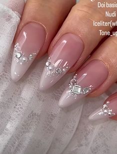 Nail Milky White, Ombré Nails With Design, Milky White Nail Art, White Winter Nail Designs, White Ombré Nails, Milky White Nail, Birthday Nail Art, Cute Tattoos On Wrist, Nails With Design