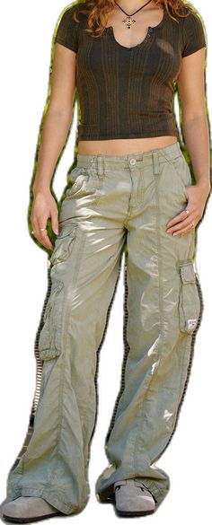 Spring Y2k Khaki Bottoms, Y2k Style Khaki Bottoms For Spring, Khaki Y2k High-waisted Bottoms, Khaki High Waist Y2k Bottoms, Y2k High Waist Khaki Bottoms, Y2k Style Khaki Cargo Bottoms, Y2k Khaki Cargo Bottoms, Y2k Cargo Style Khaki Bottoms, Y2k Khaki Bottoms With Cargo Pockets