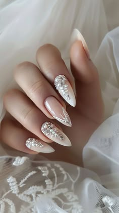 Bridal Nail Designs, Elegant Bridal Nails, Bridal Manicure, Oval Shaped Nails, Bridal Nails Designs, Bridal Nail, Elegant Manicure, Nails Coffin Short, Wedding Nail